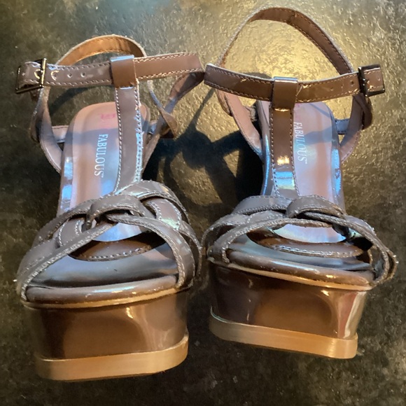 EUC JUST FABULOUS Women's Dark Taupe Ankle Strap 5.5-6" Stiletto Heels. Size:6.5 - Picture 4 of 9